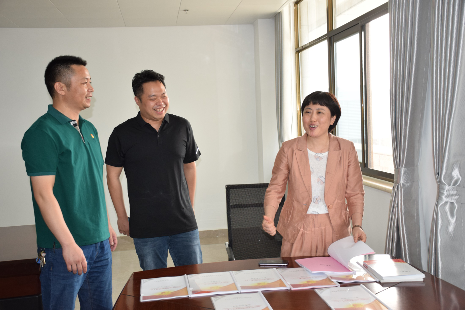 中共来安县委常委、组织部长纪研 光临公司调研领导党建工作